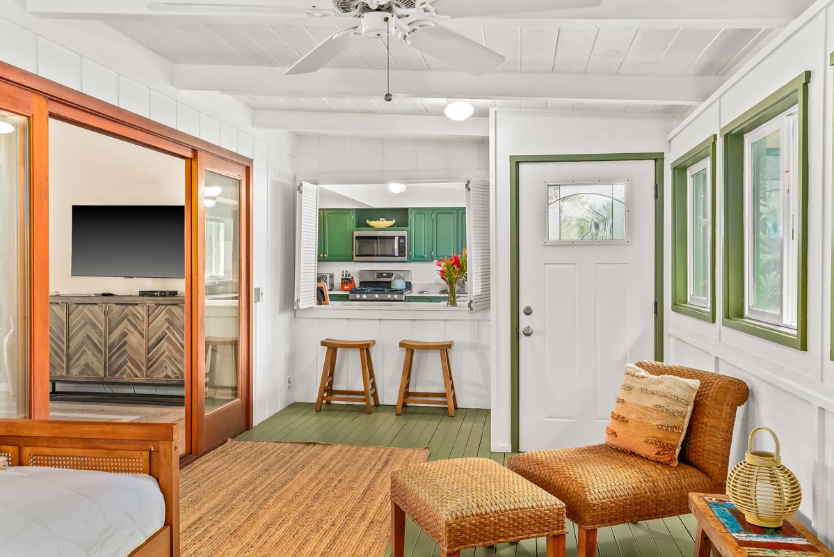 3807 HAULANI PL