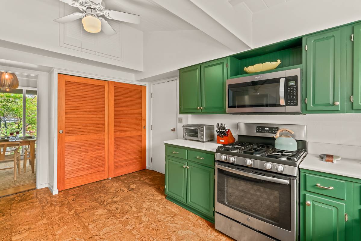 3807 HAULANI PL
