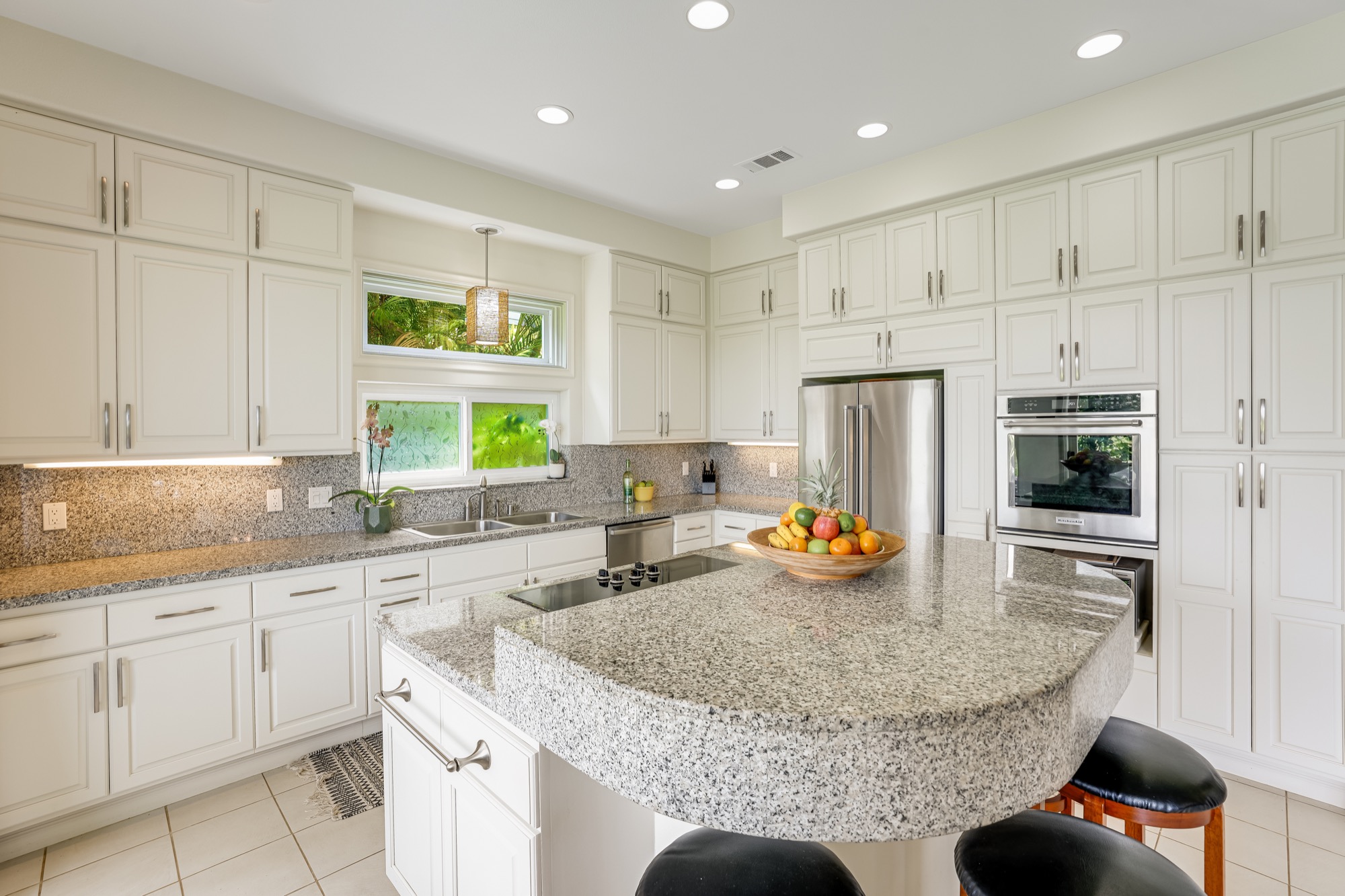 3985 ALOALII DR