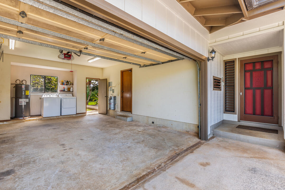 4834 MOLI PL