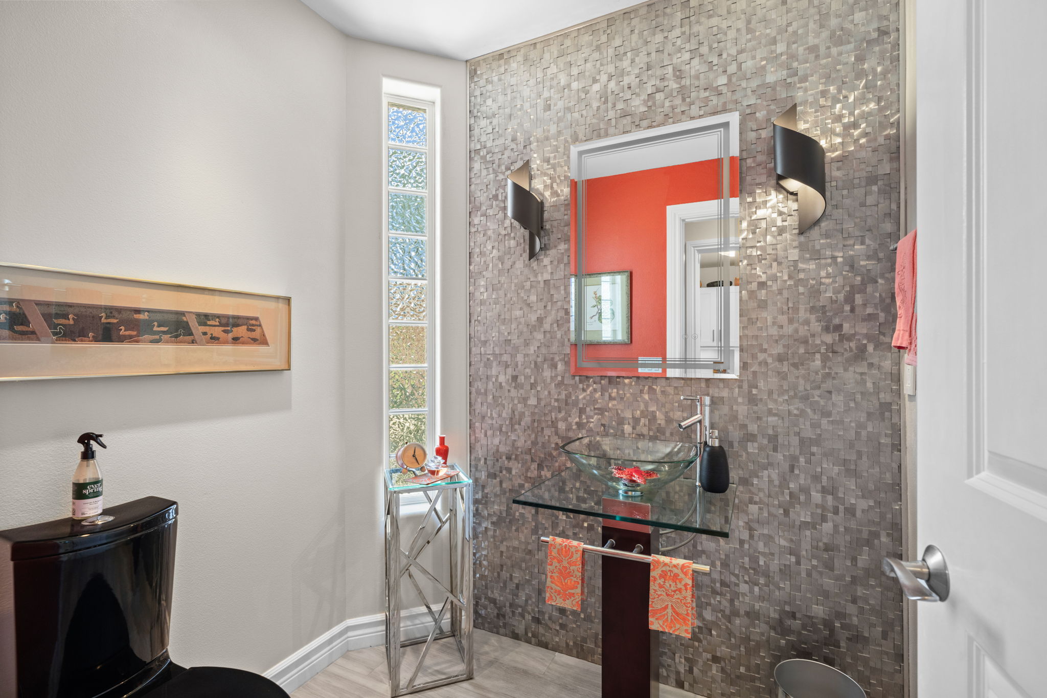 4100 QUEEN EMMA'S DR 21