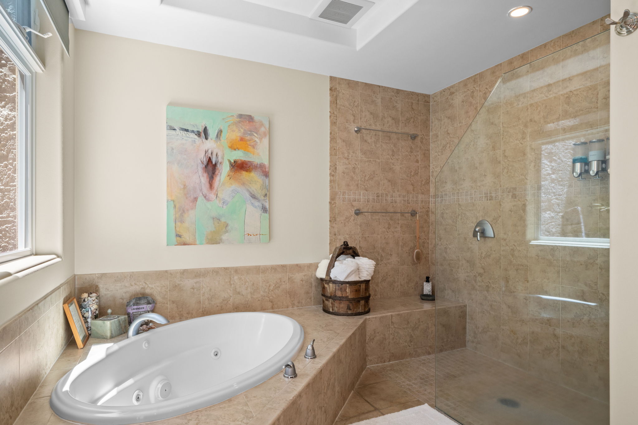 4100 QUEEN EMMA'S DR 21