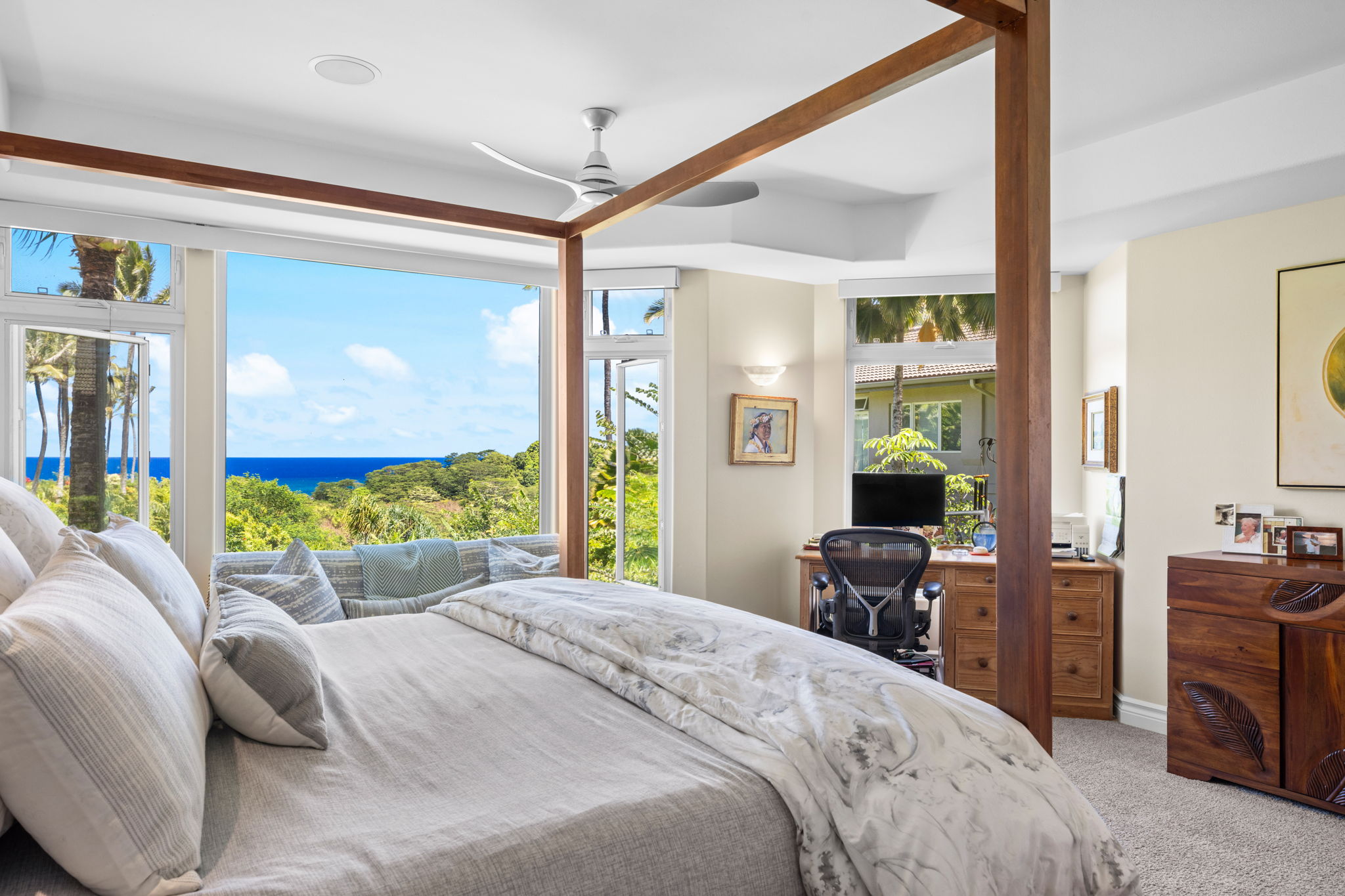 4100 QUEEN EMMA'S DR 21