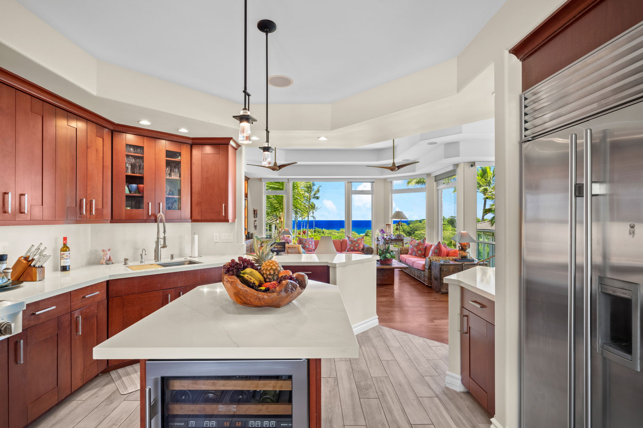 4100 QUEEN EMMA'S DR 21