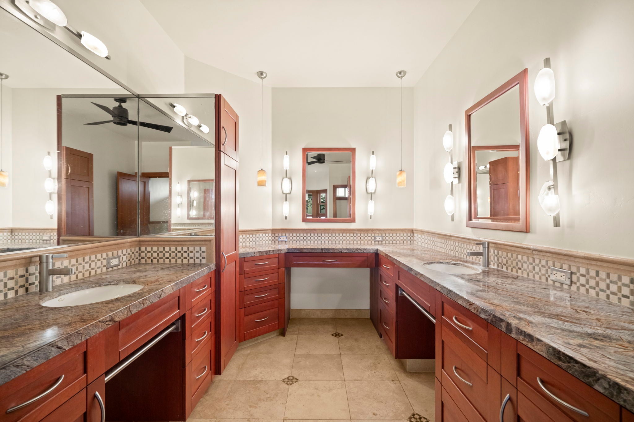 4471-G ANINI VISTA DR