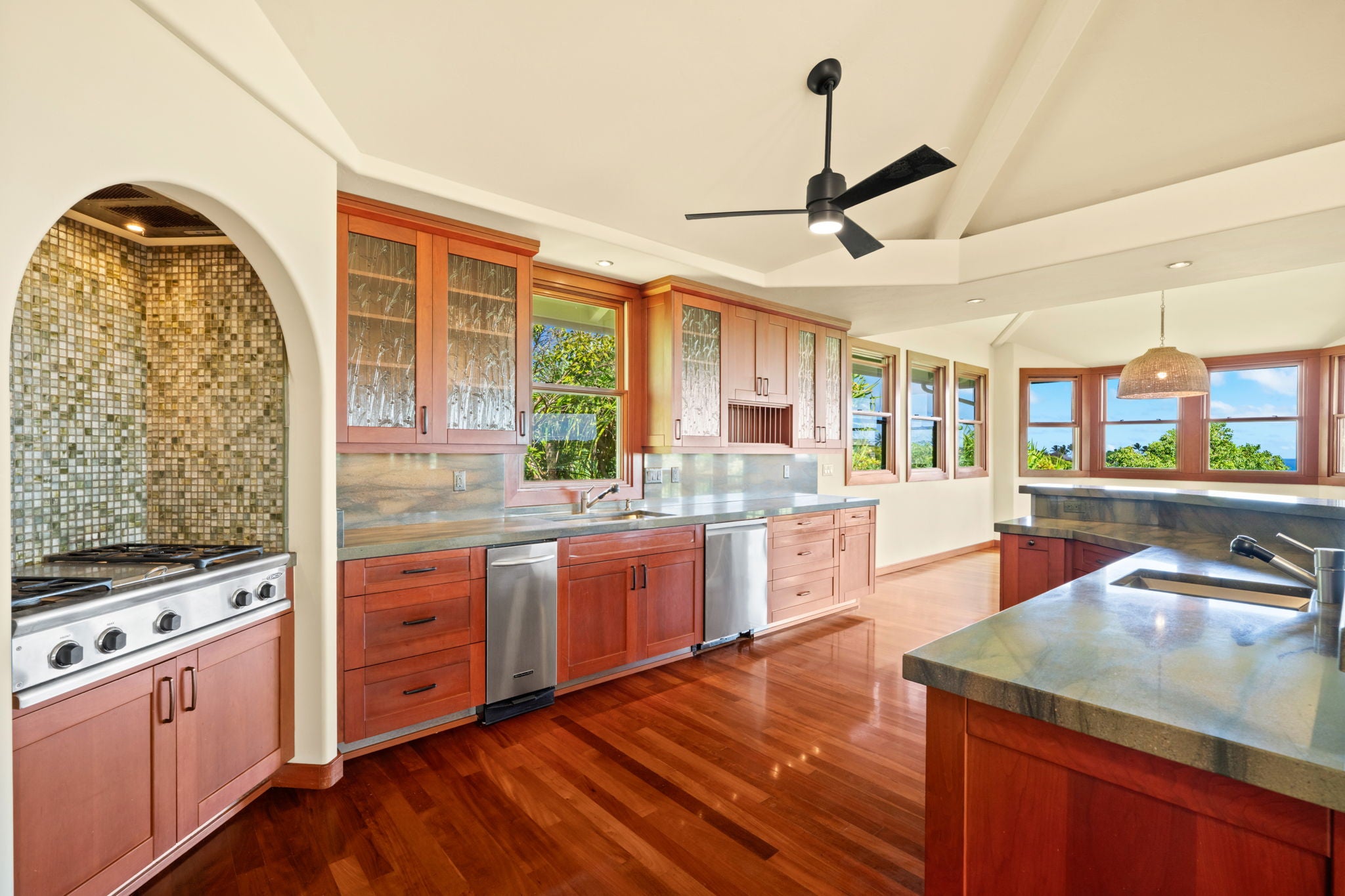 4471-G ANINI VISTA DR