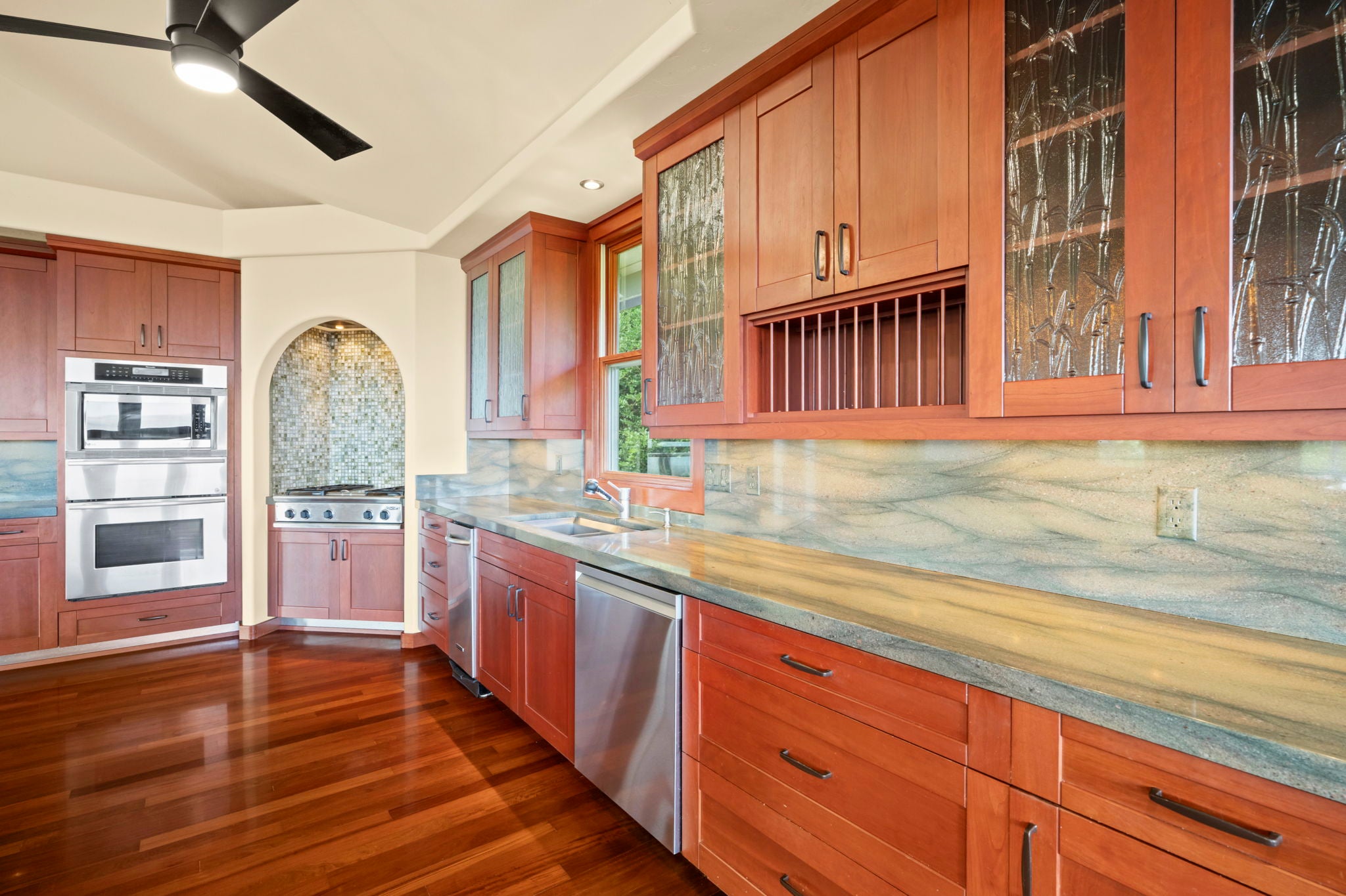 4471-G ANINI VISTA DR