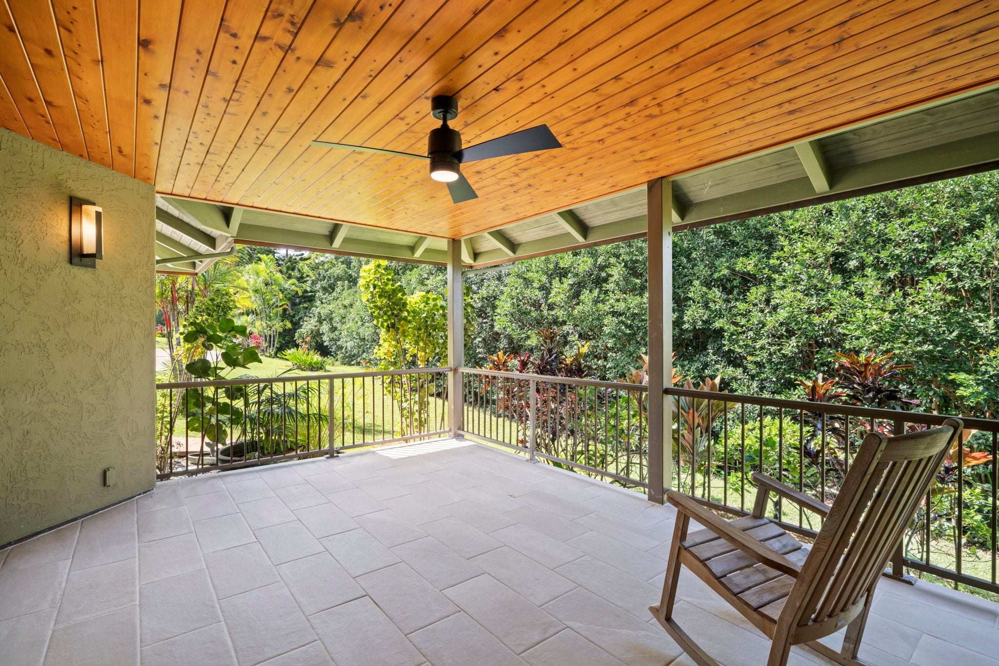 4471-G ANINI VISTA DR