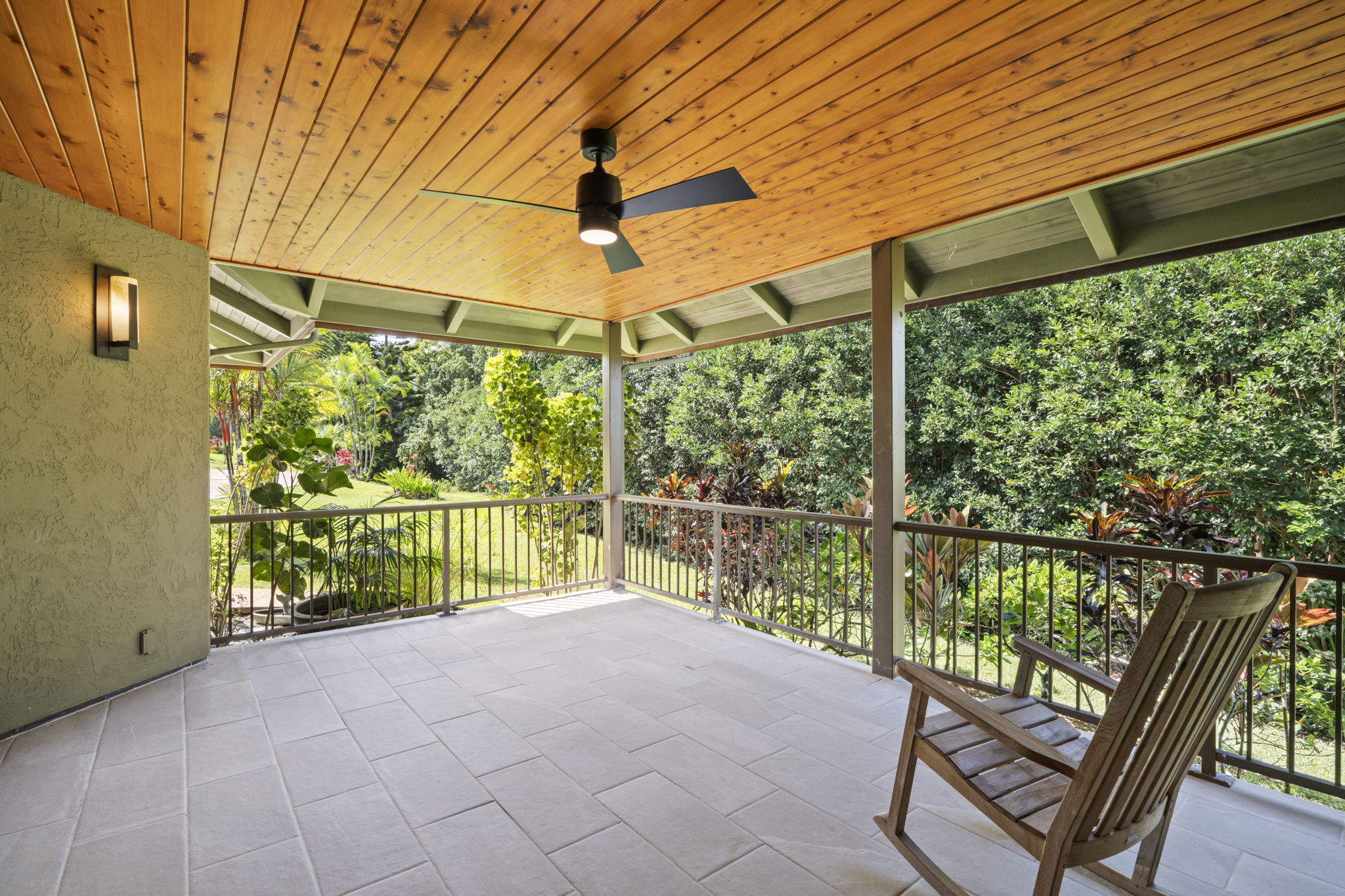 4471-G ANINI VISTA DR