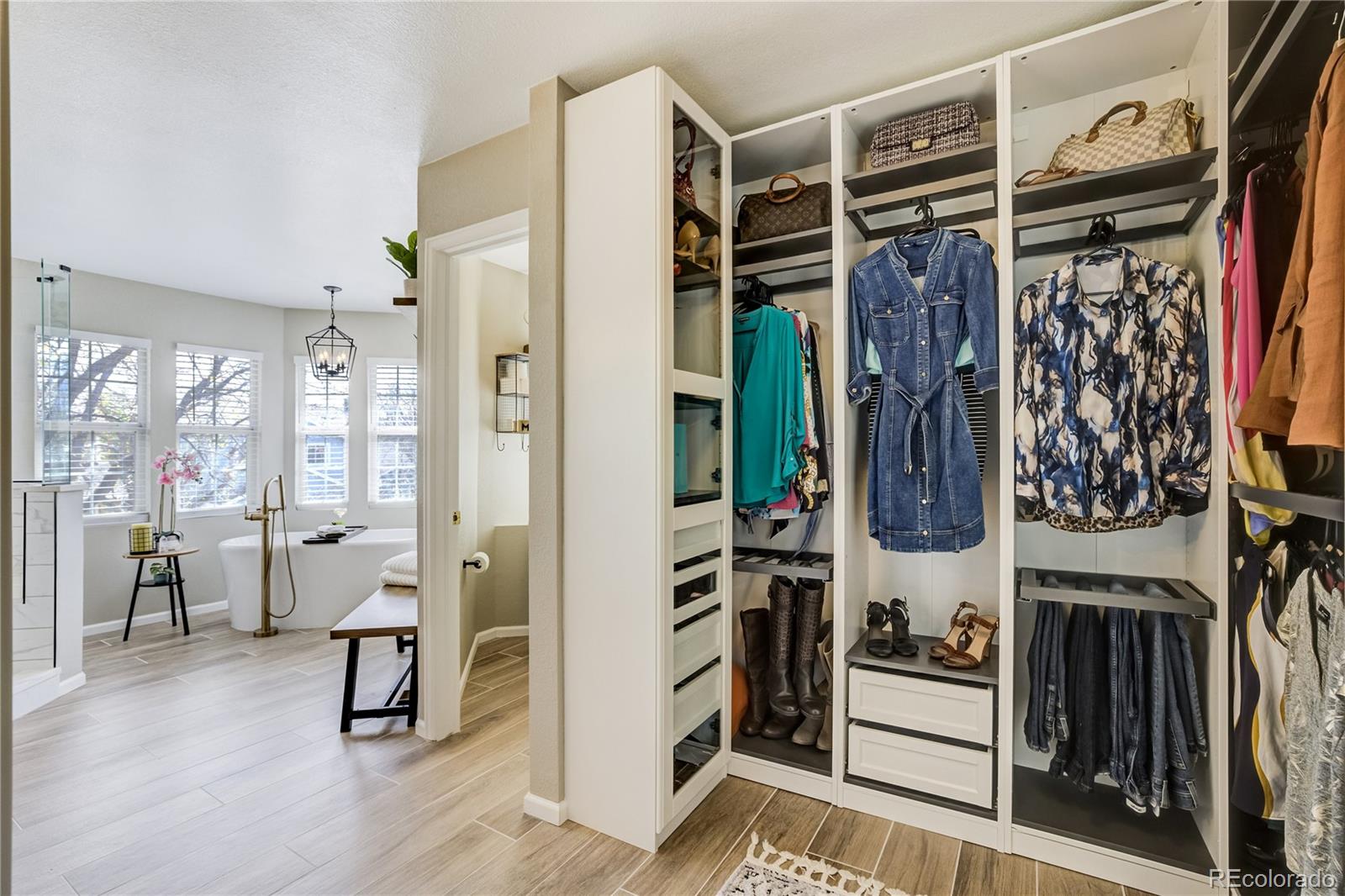 19135 E Custer Avenue