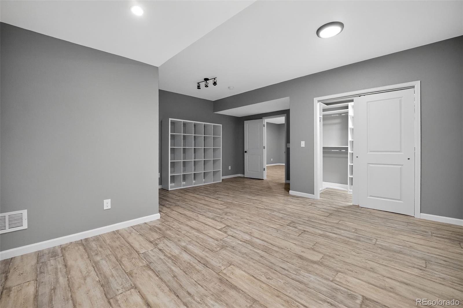 402 Highlands Circle