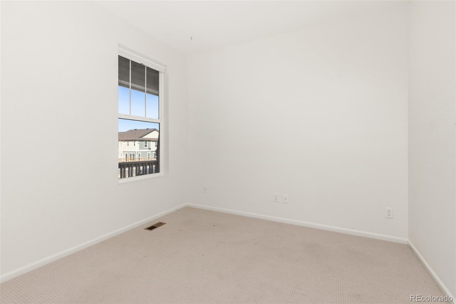 17412 W 93rd Place