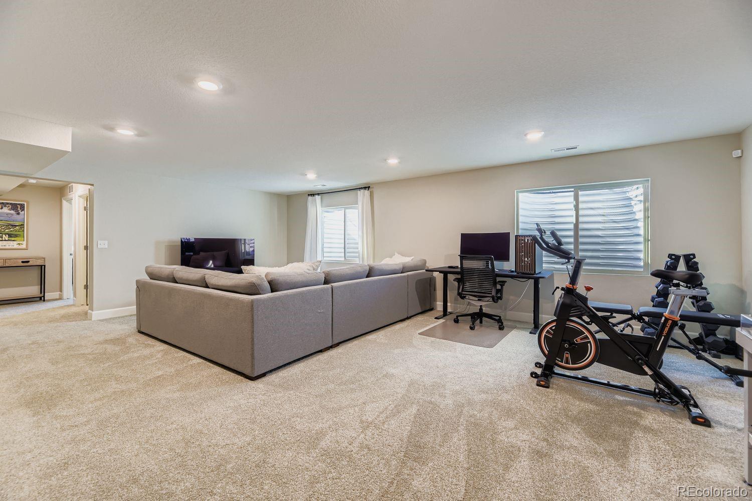 6187 Dapplegray Street