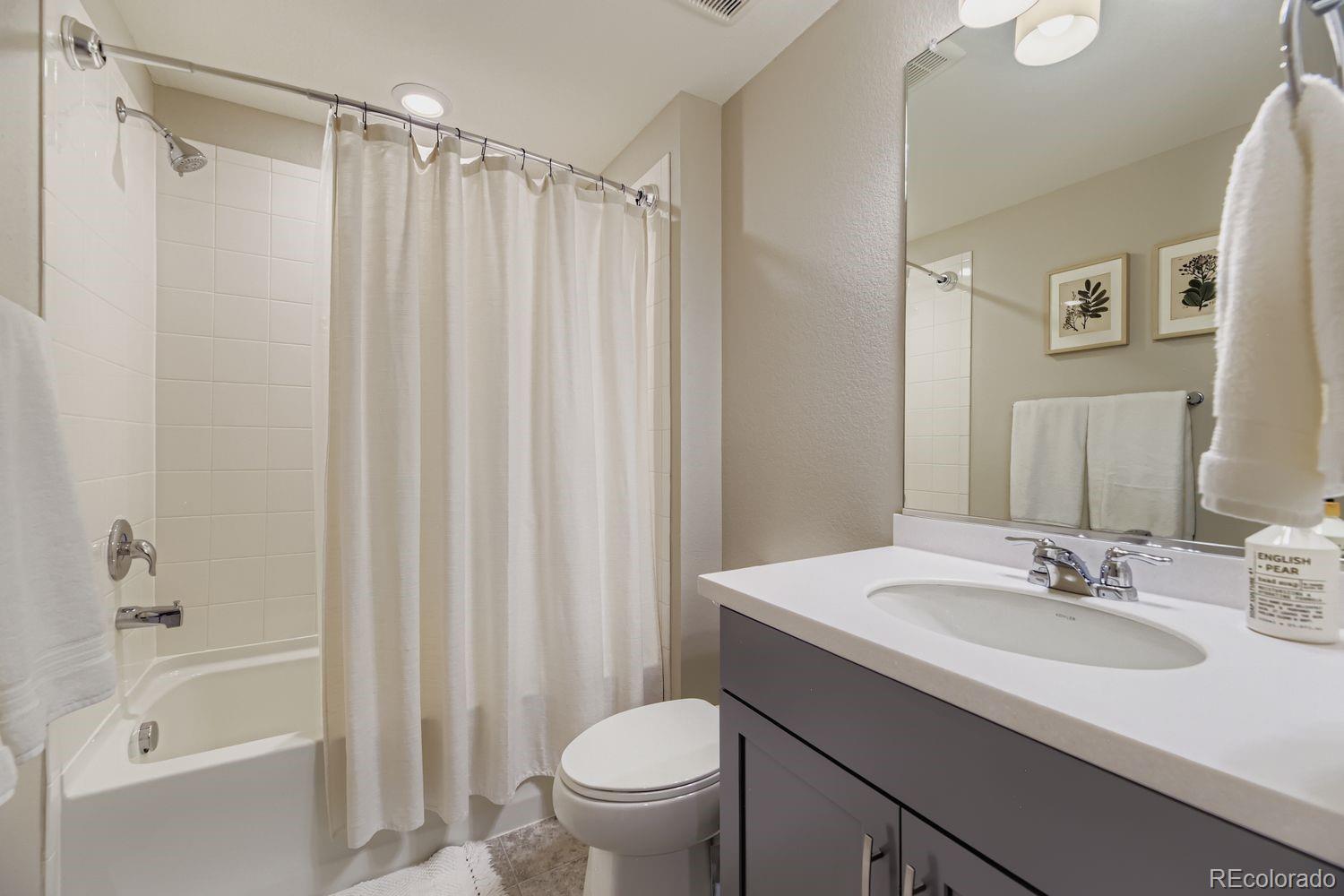 6187 Dapplegray Street