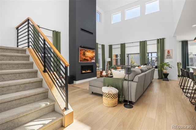 5708 Palmia Lane