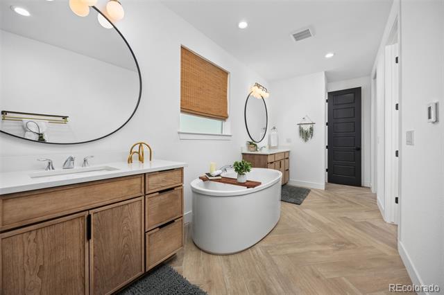 5708 Palmia Lane