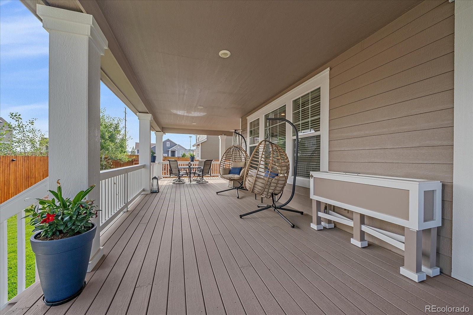 15201 Yellowthroat Street