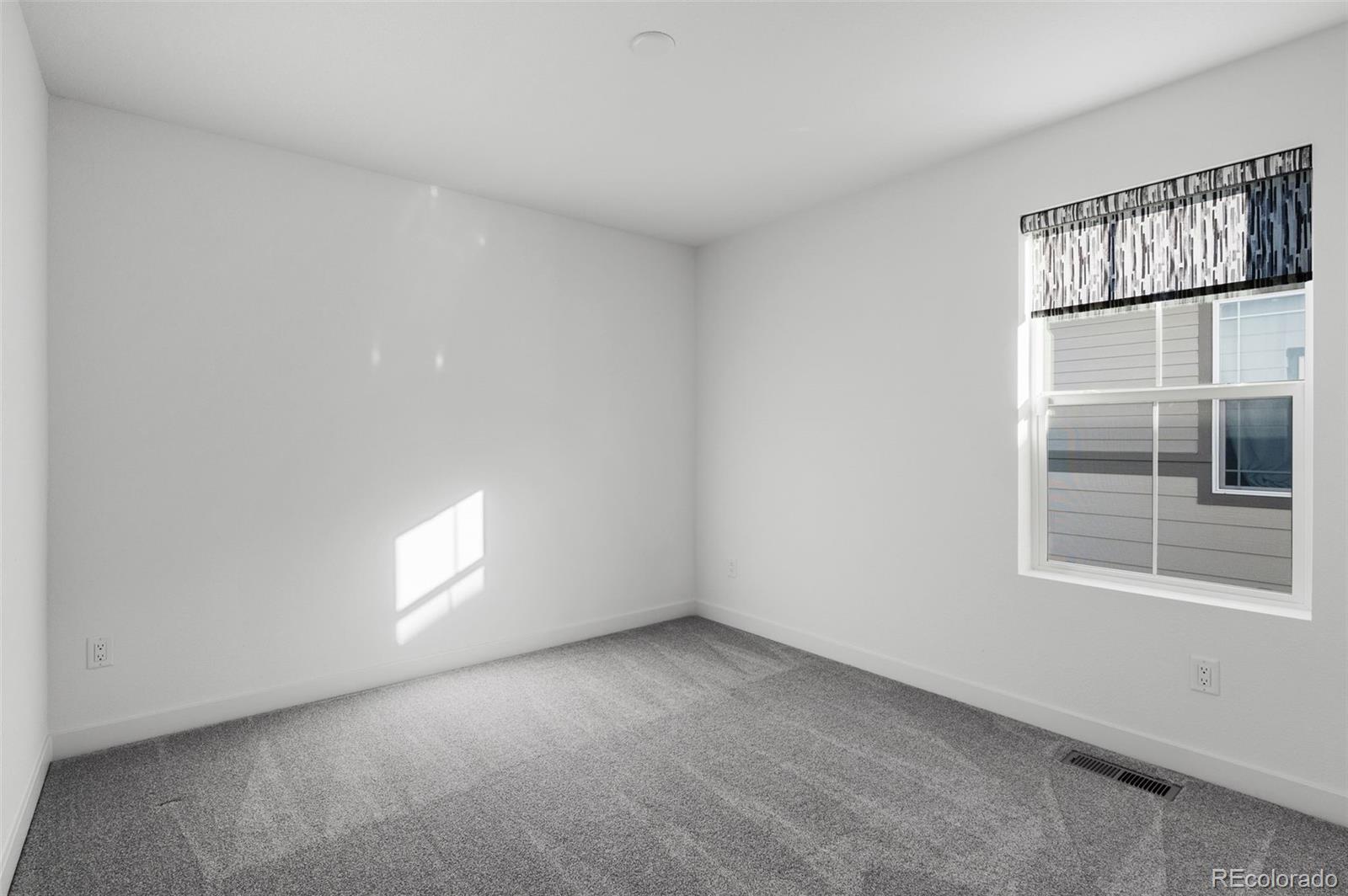 6350 Stable View Street