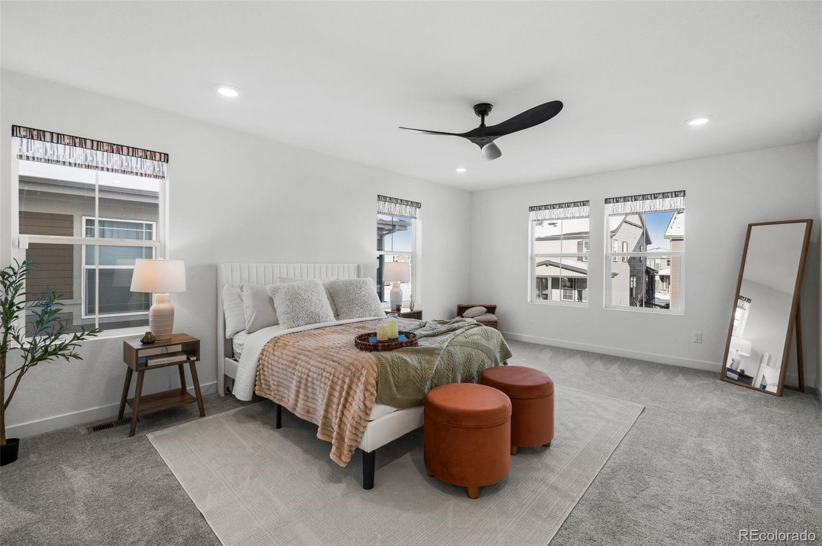6350 Stable View Street