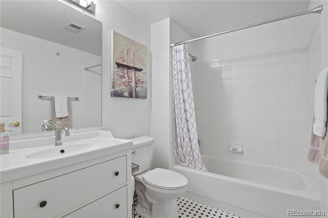 7440 S Blackhawk Street Unit: 1-303