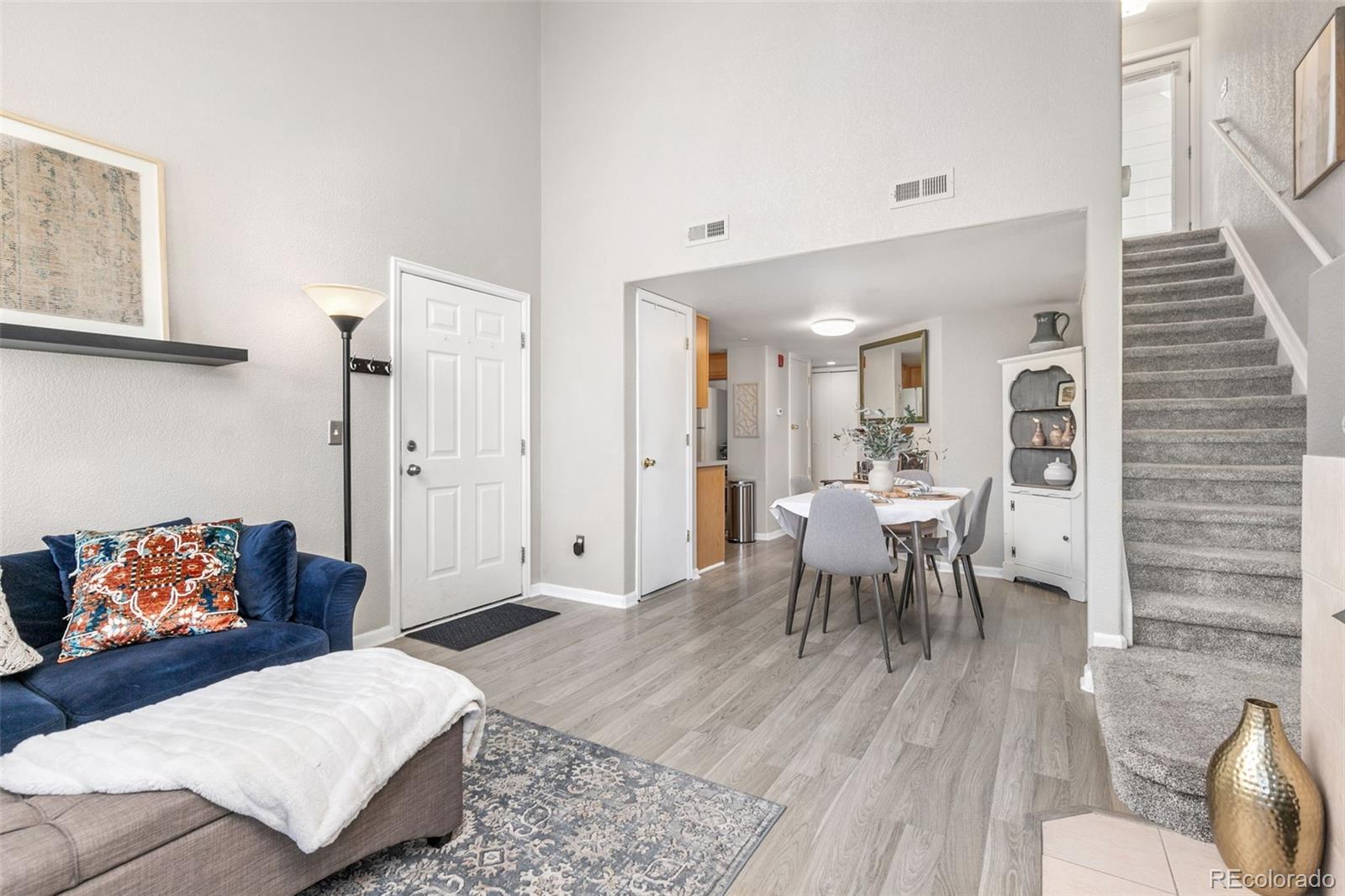970 S Dawson Way Unit: 15