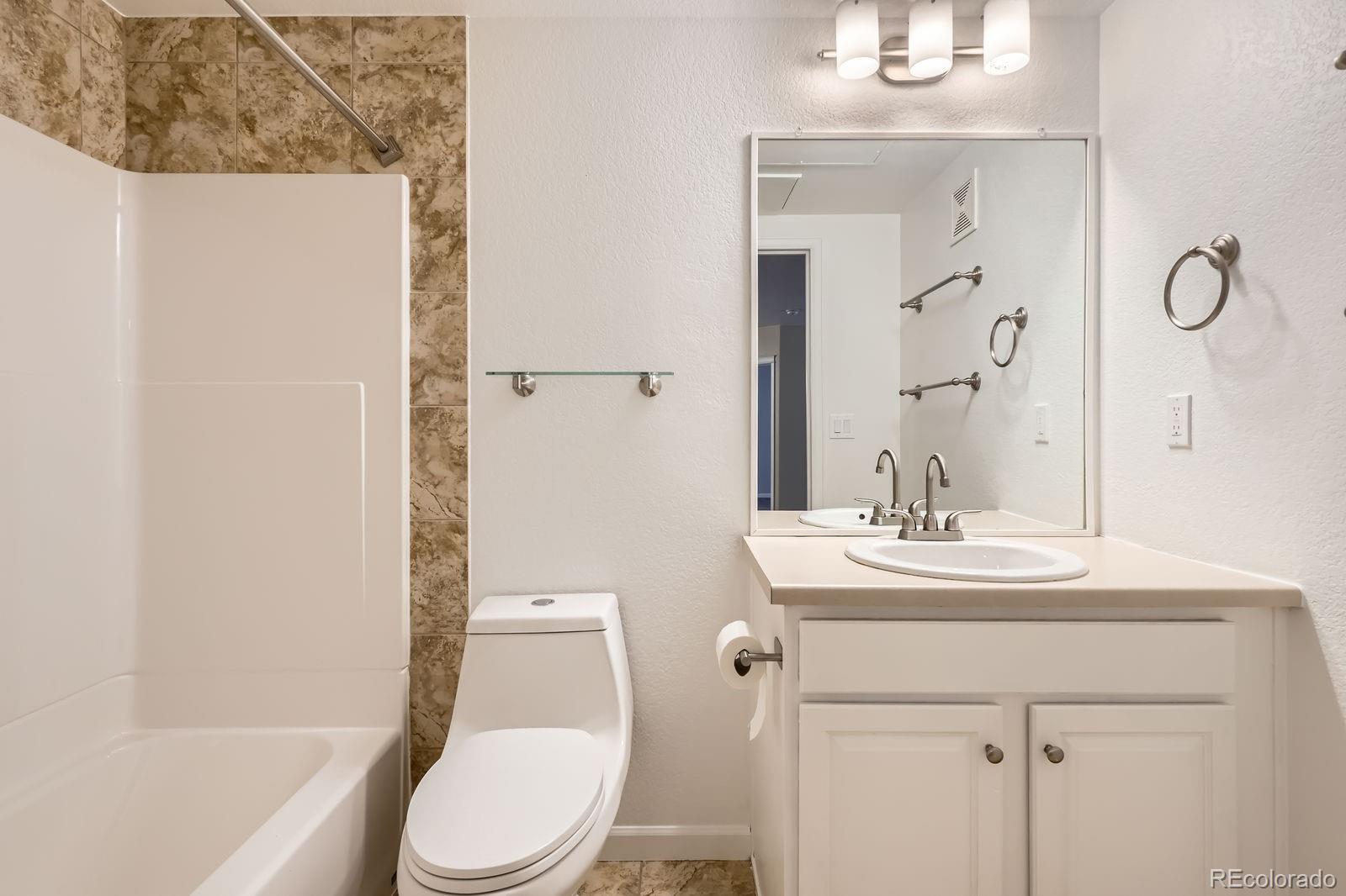 1162 Rockhurst Drive Unit: 105
