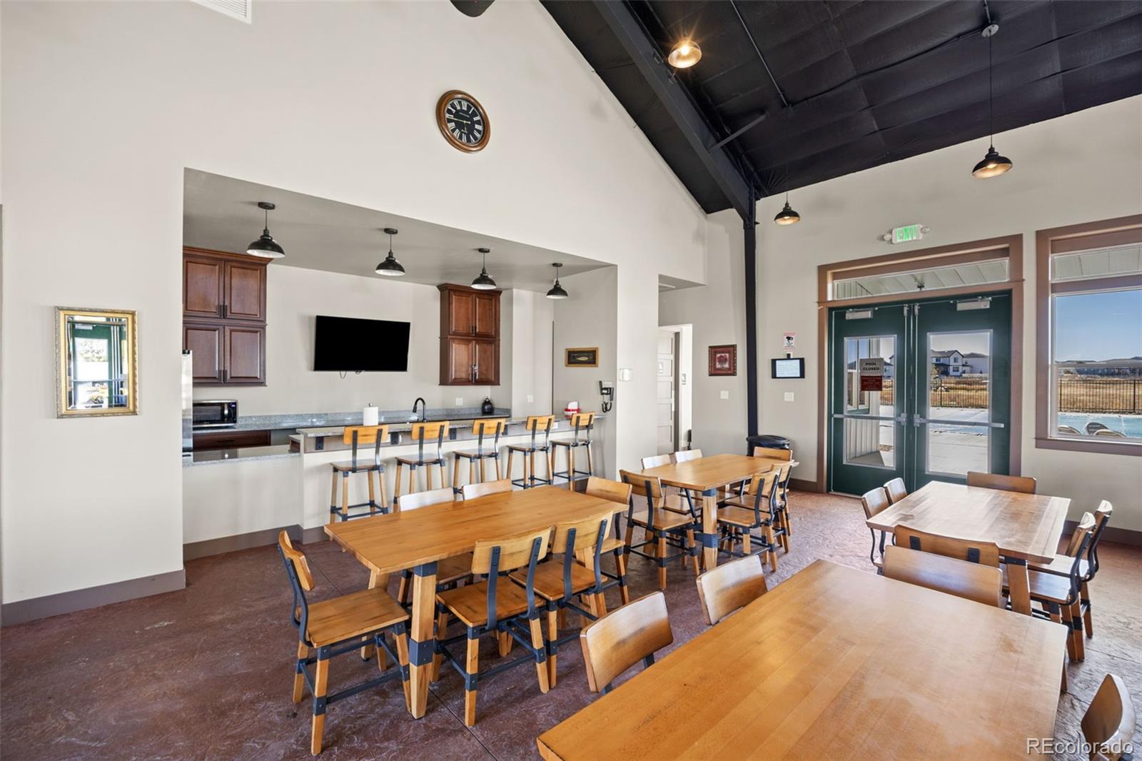 5647 Palmia Lane