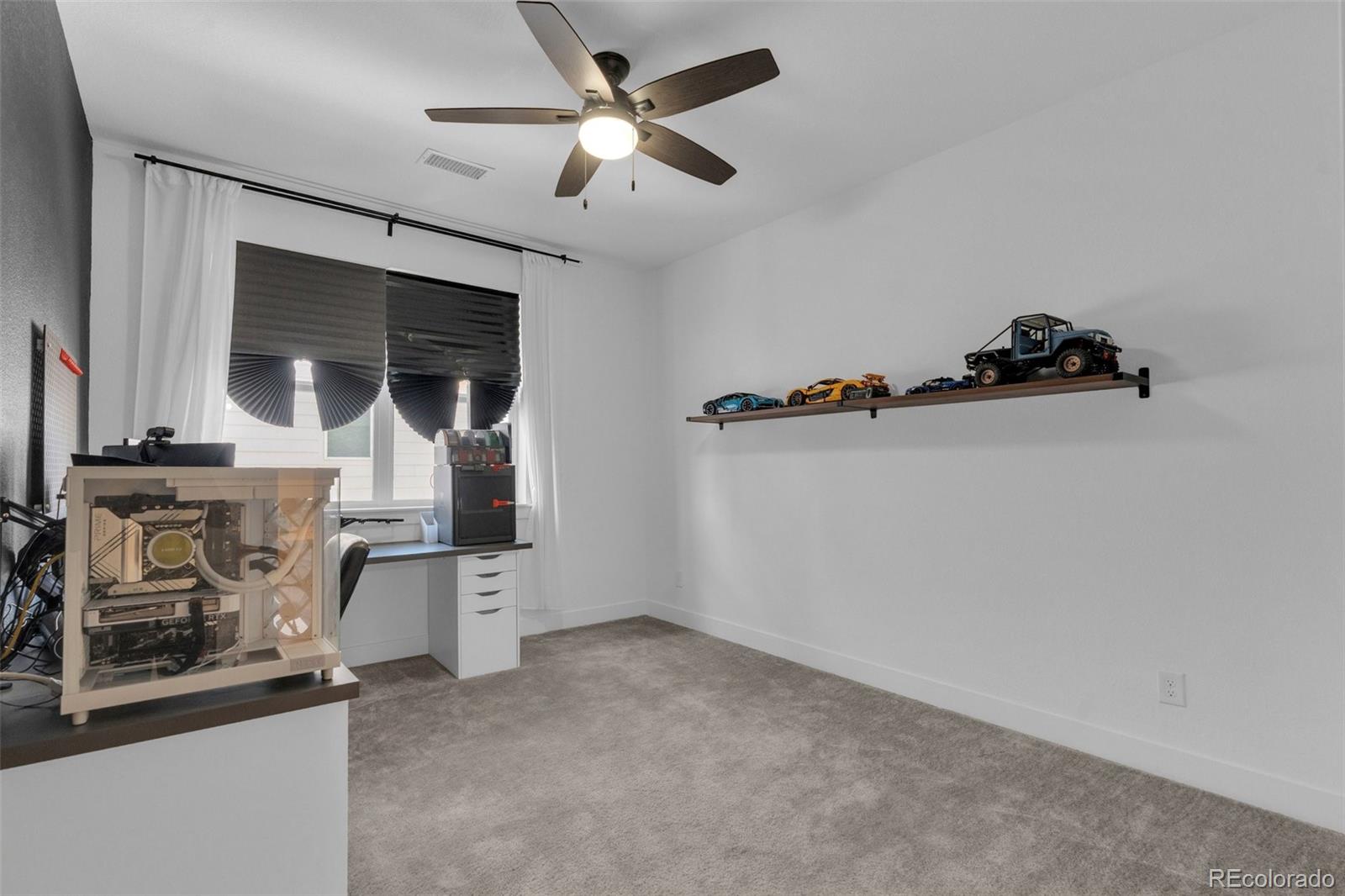 5647 Palmia Lane