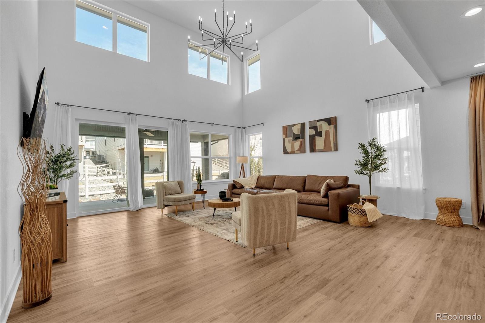 5647 Palmia Lane