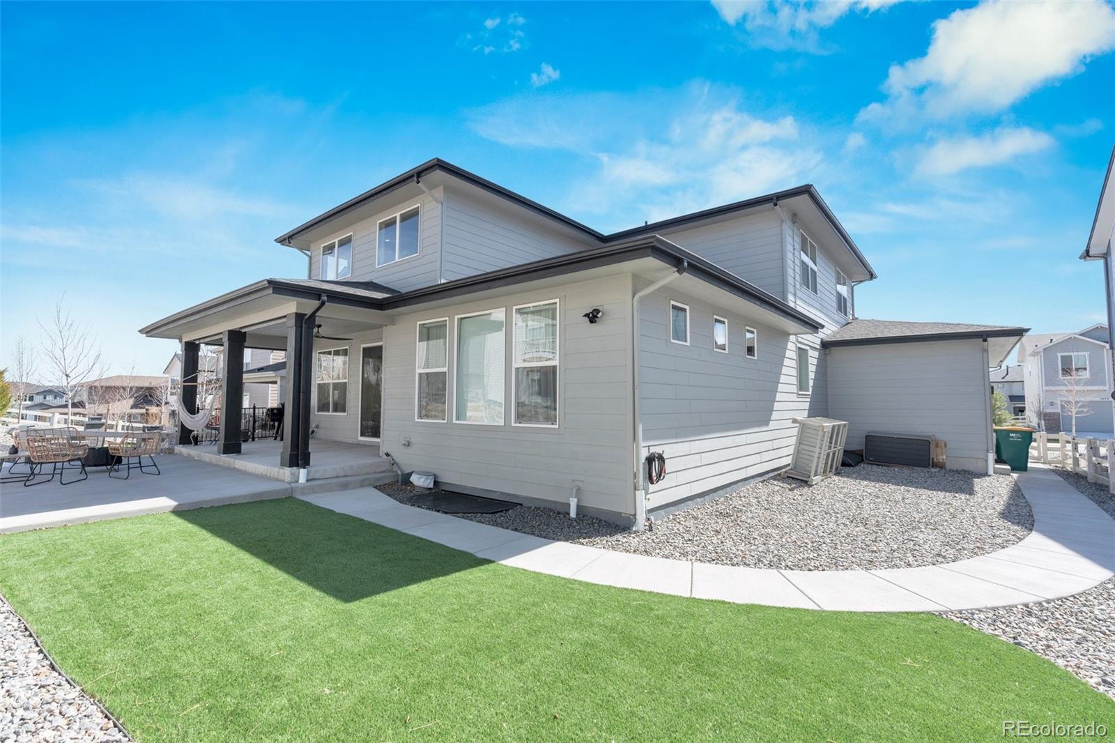 5647 Palmia Lane