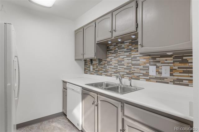 14465 E 1st Drive Unit: C8