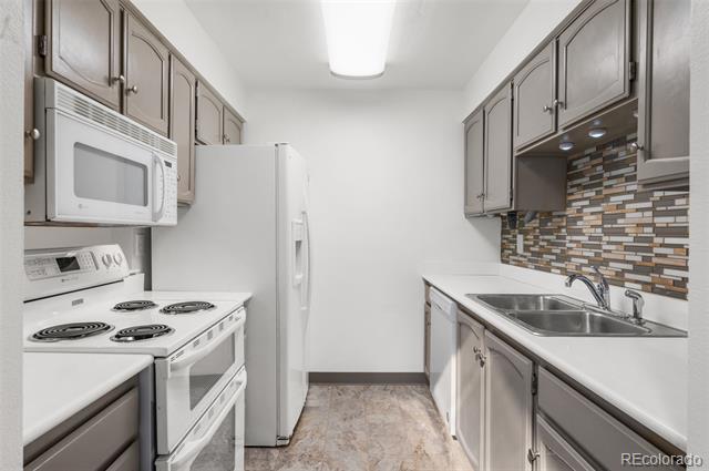 14465 E 1st Drive Unit: C8
