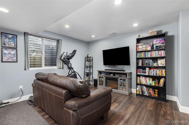 8480 Bluegrass Circle