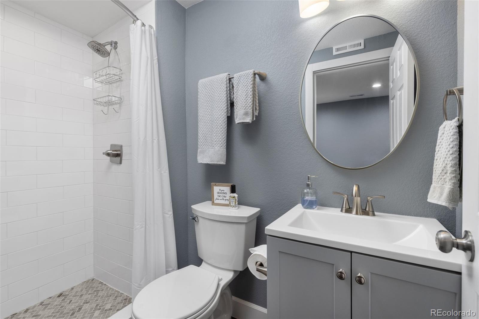 8480 Bluegrass Circle