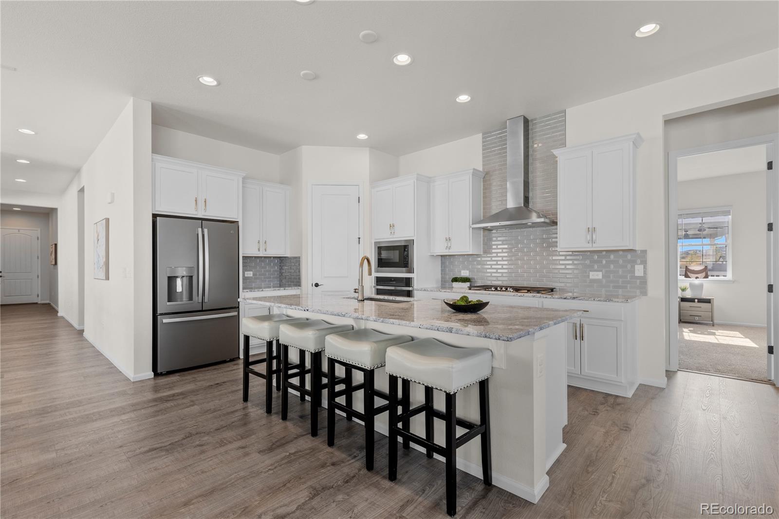 6083 Saddle Bow Avenue