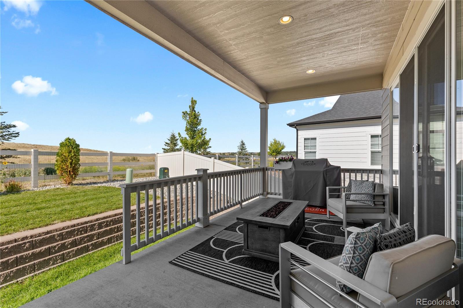 6083 Saddle Bow Avenue