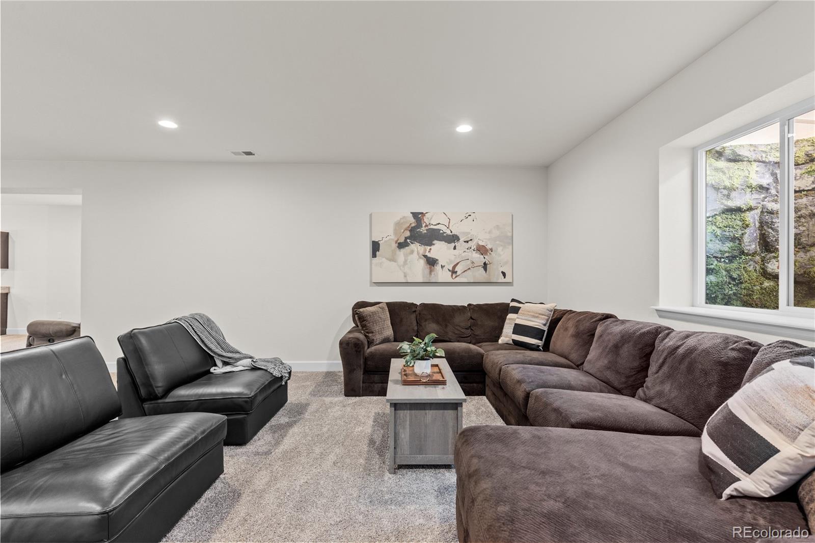 6083 Saddle Bow Avenue