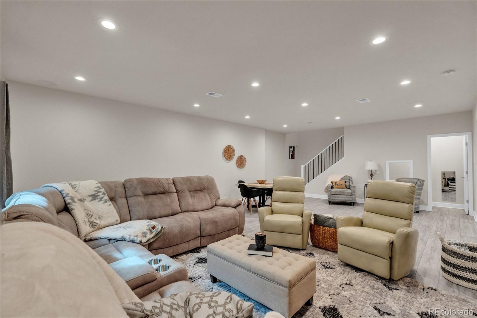 13998 Shasta Daisy Street