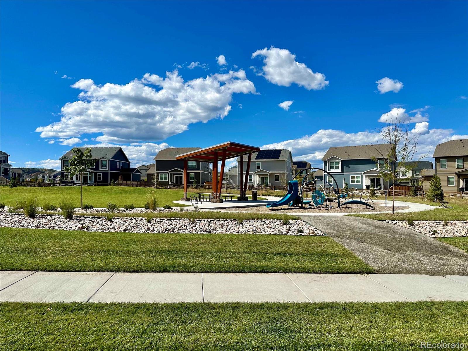 13998 Shasta Daisy Street