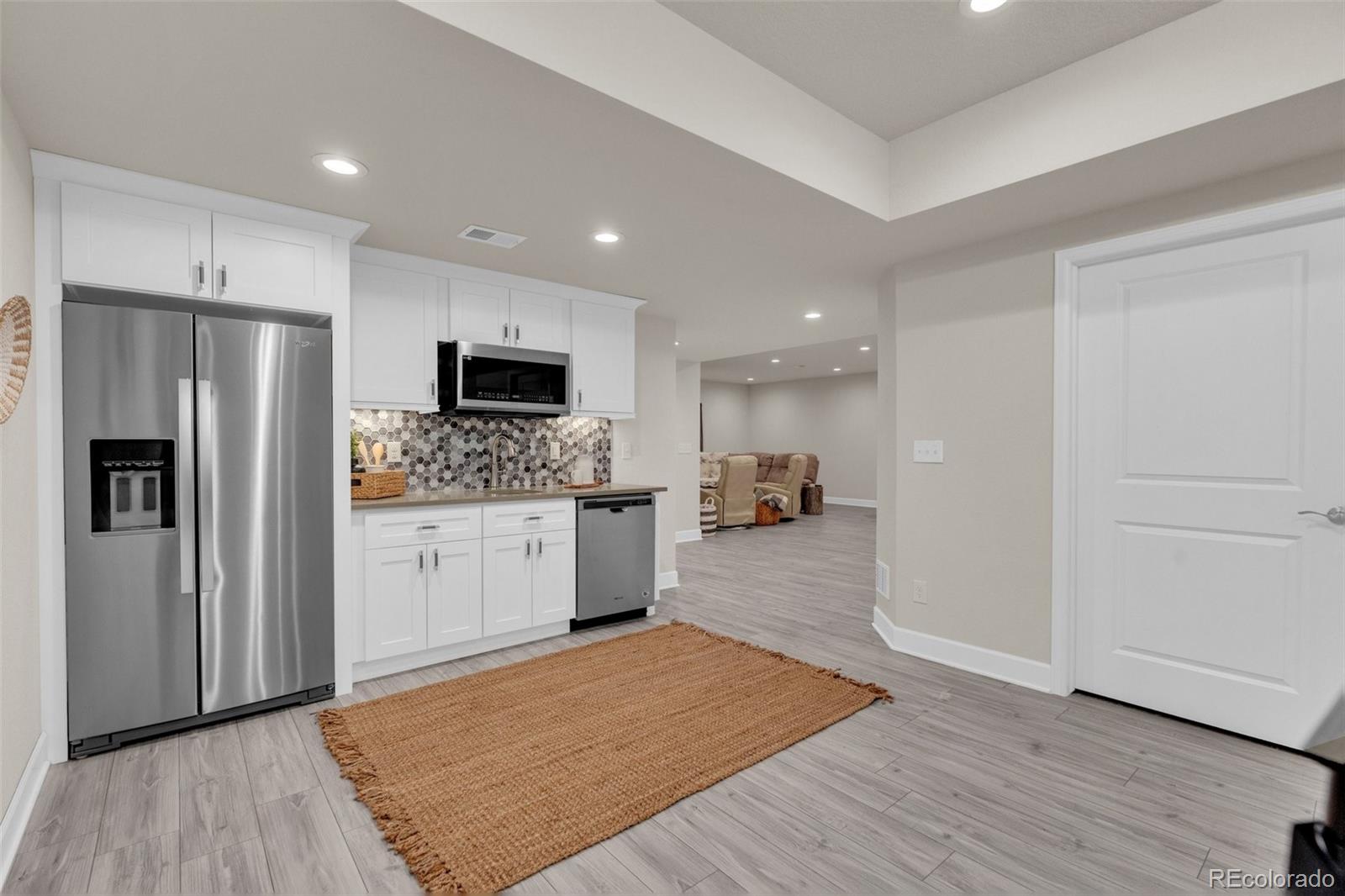 13998 Shasta Daisy Street