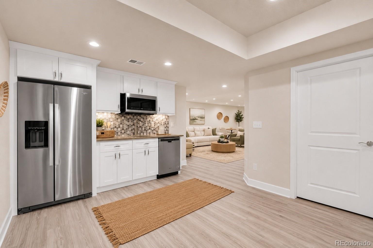 13998 Shasta Daisy Street