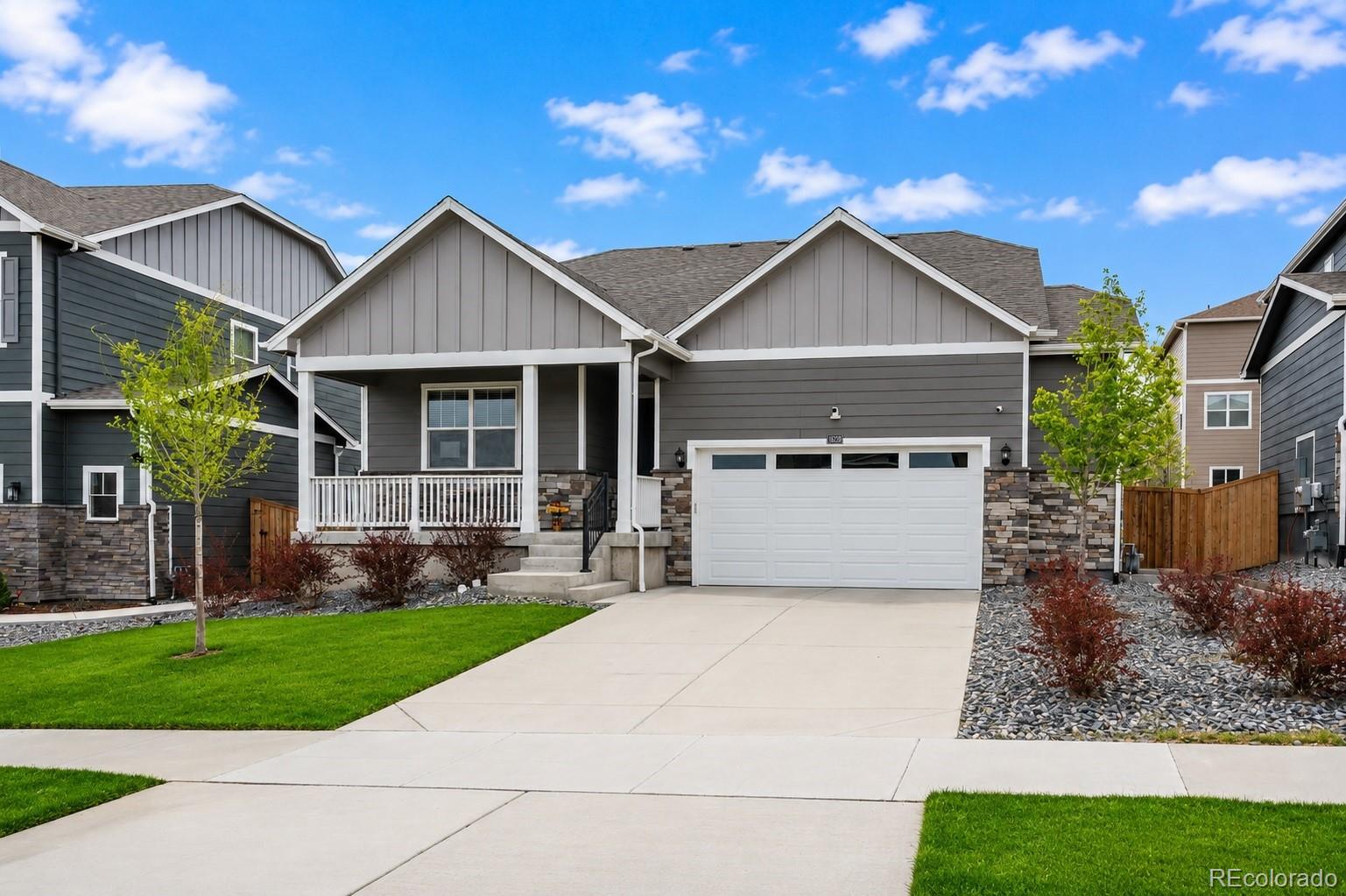 13998 Shasta Daisy Street