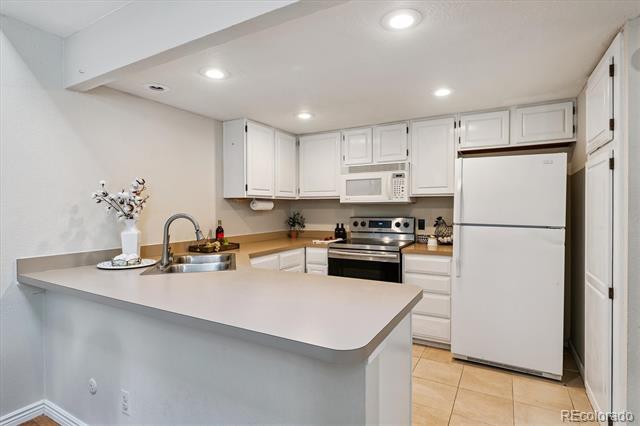 2685 S Dayton Way Unit: 273