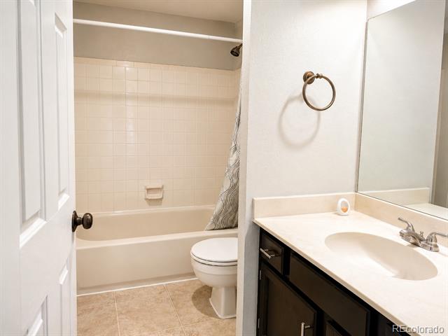 11105 E Alameda Avenue Unit: 202