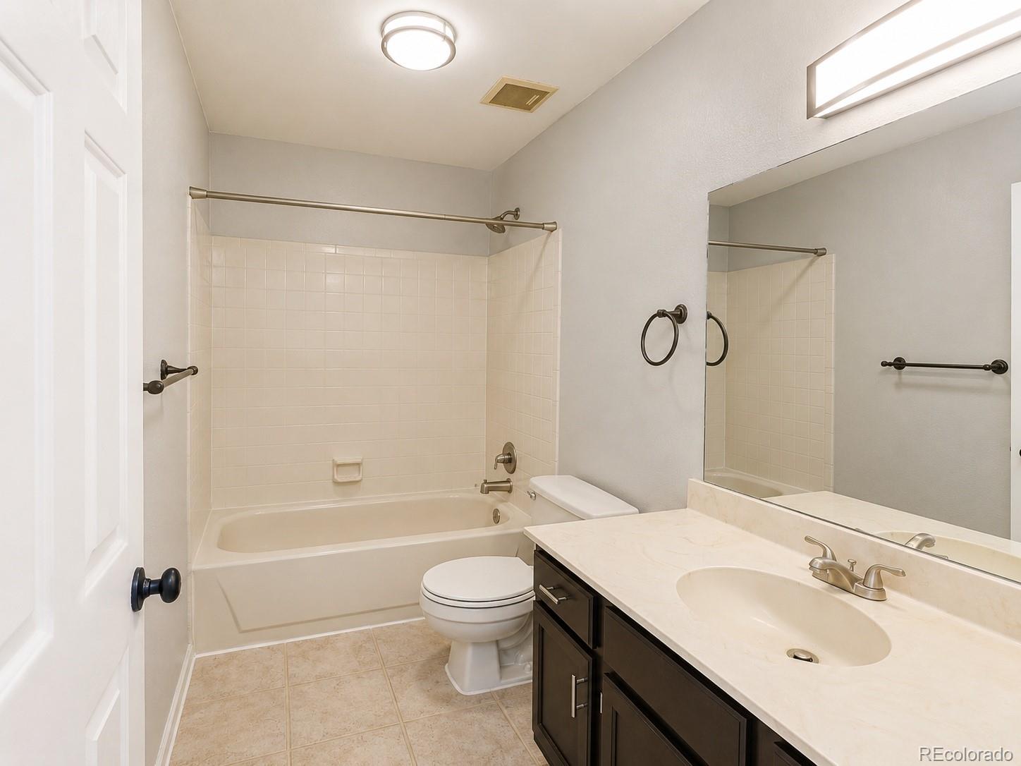 11105 E Alameda Avenue Unit: 202