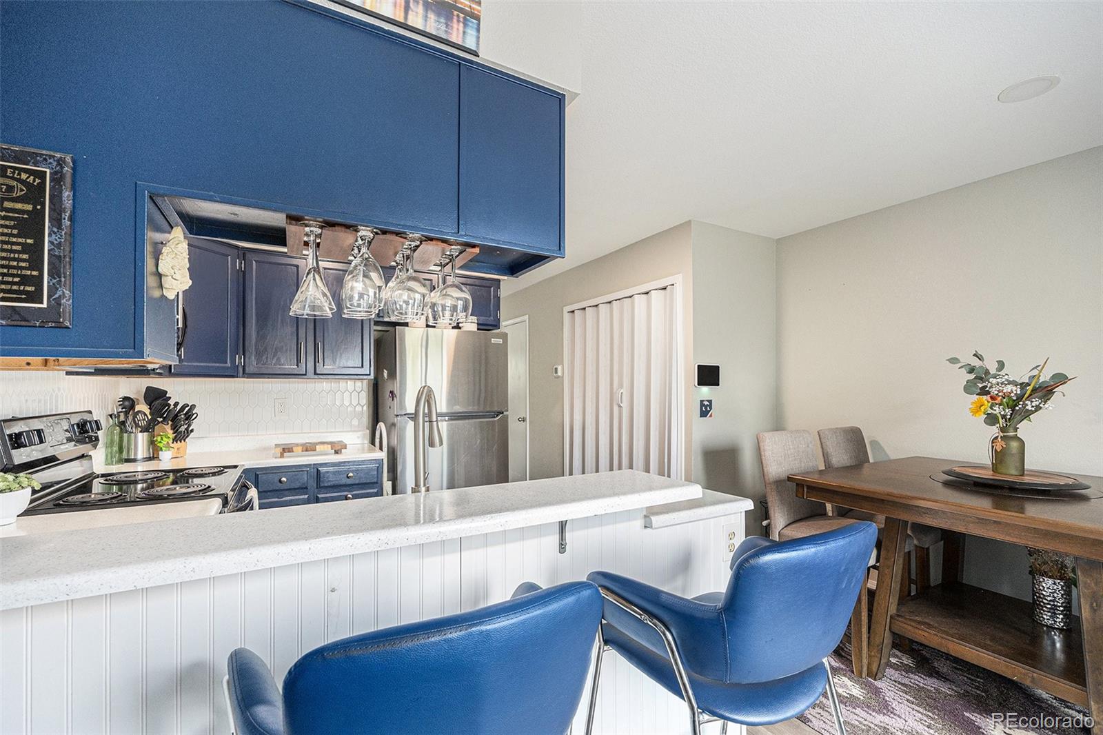 11987 E Kepner Drive