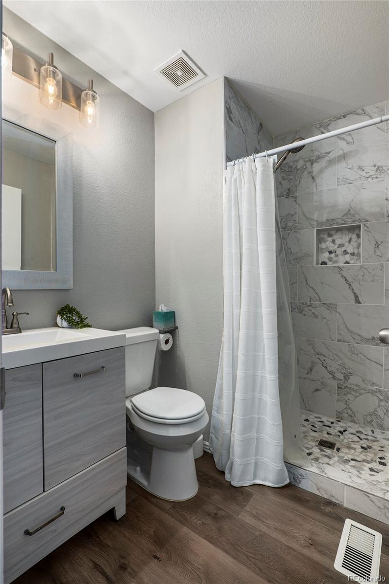 11987 E Kepner Drive