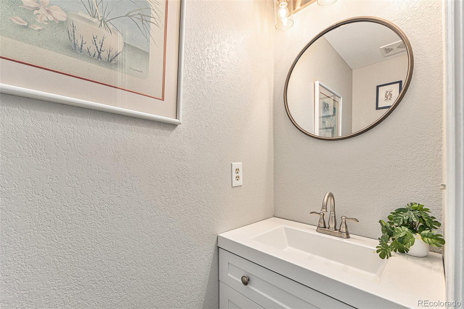 11987 E Kepner Drive