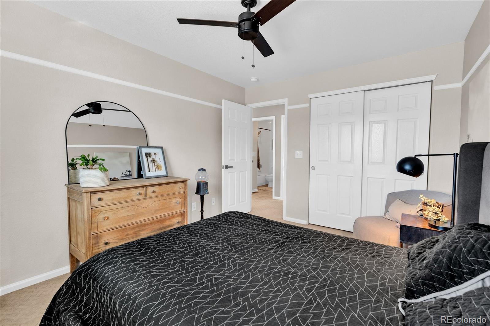 2485 Bellavista Street