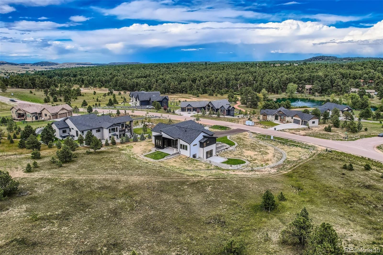 3826 Pinehurst Circle